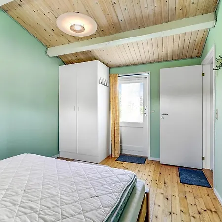 Дом отдыха Cozy In With Kitchen